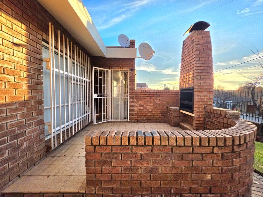 3 Bedroom Property for Sale in Eureka Free State